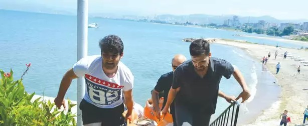 Epilepsi Hastası Genç Kız Boğulmaktan Son Anda Kurtarıldı