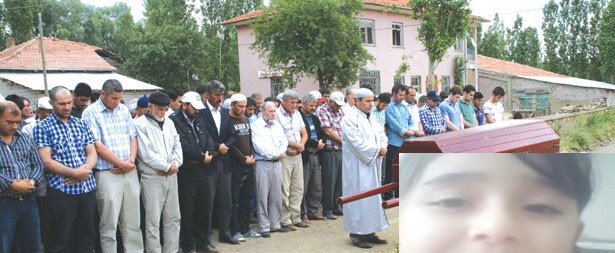 Denizde Boğularak Hayatını Kaybeden Medine Toprağa Verildi