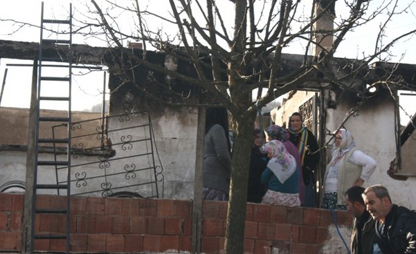 Akkuş’ta Bir Aile Evsiz Kaldı