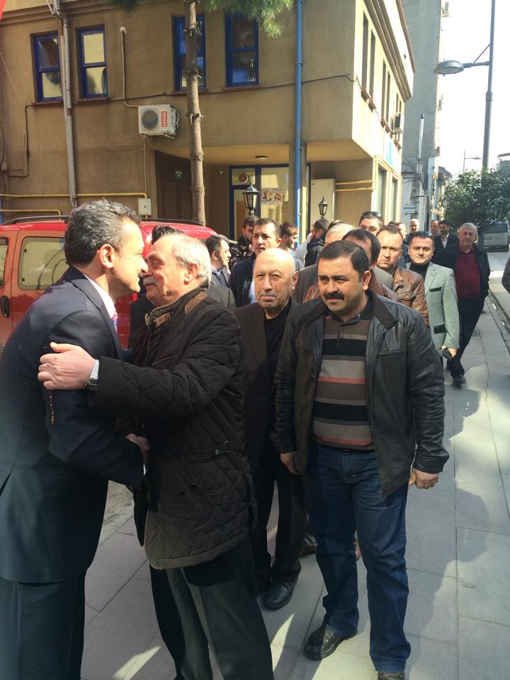 Adaylık Başvurusunda Vekil Gibi Karşılandı