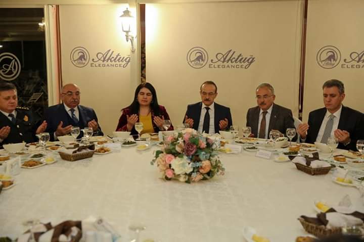 Vali Yavuz, “Şehadete Gül Bahçesine Koşarcasına Giden Bir Milletin Evladıyız”