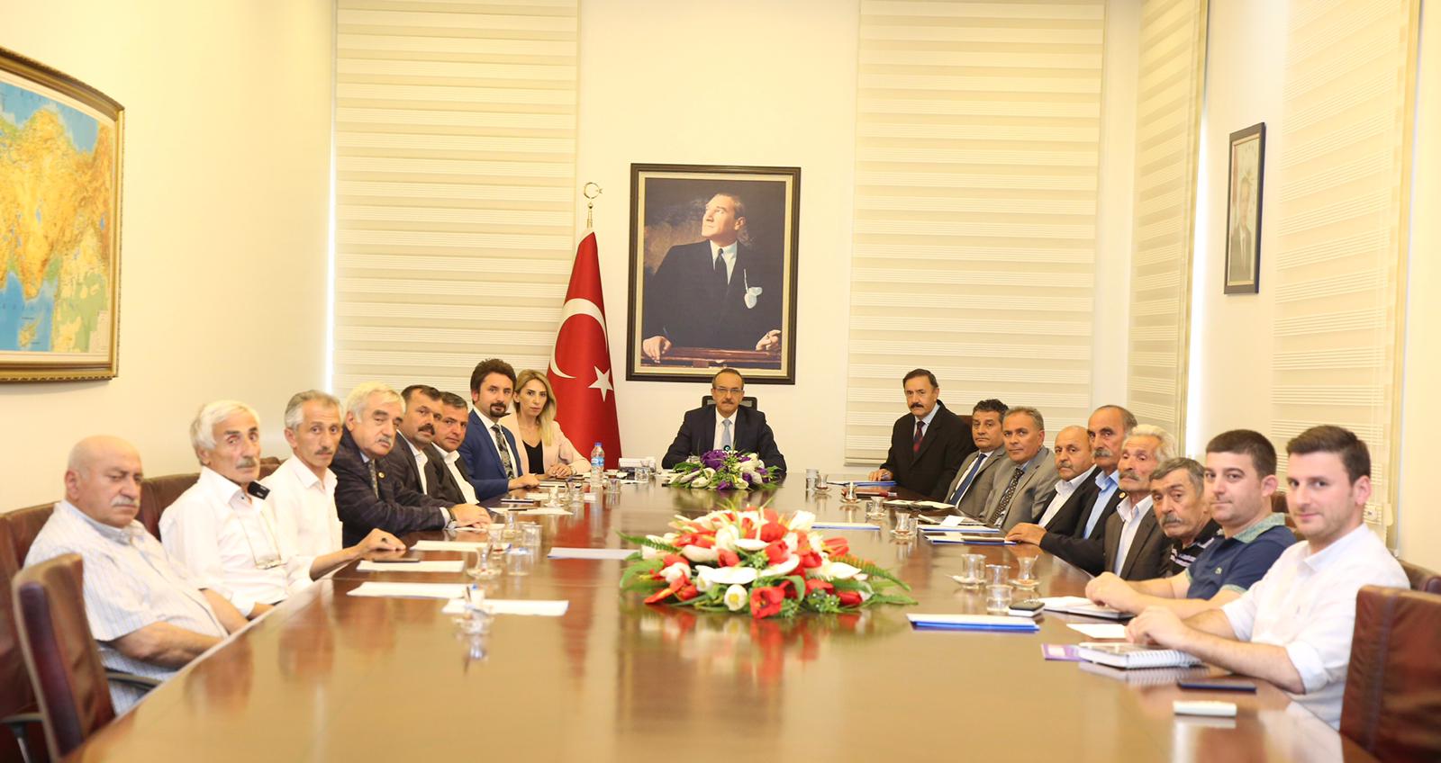 Vali Yavuz, Muhtarları Dinledi