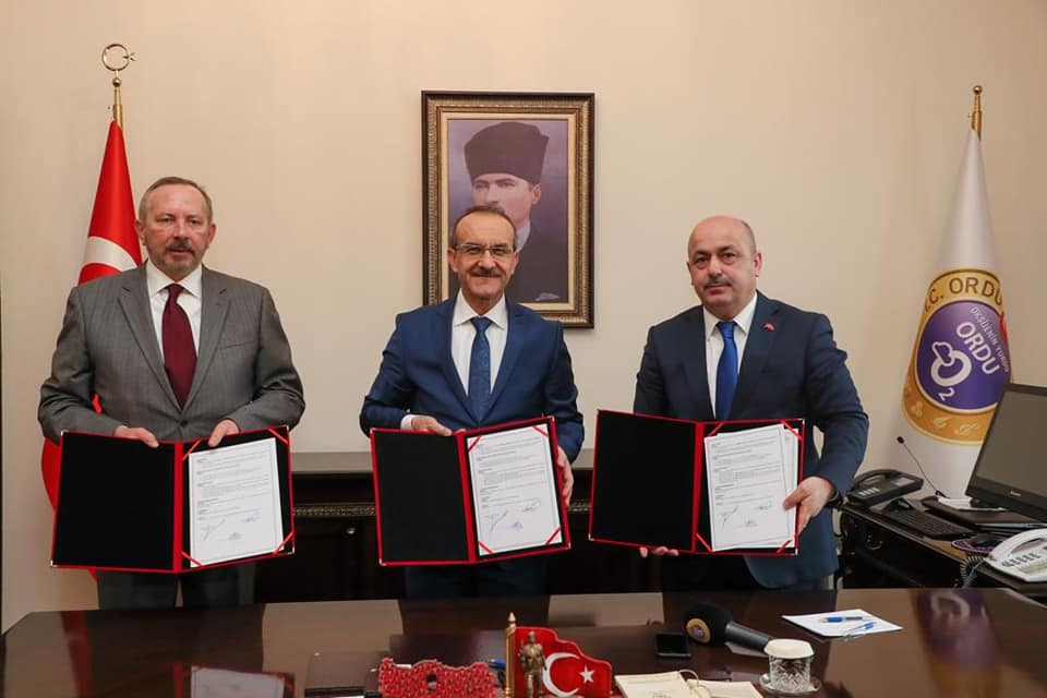 Hayırsever İş İnsanı, Gülyalı’ya Aile Sağlığı Merkezi Binası Yaptıracak