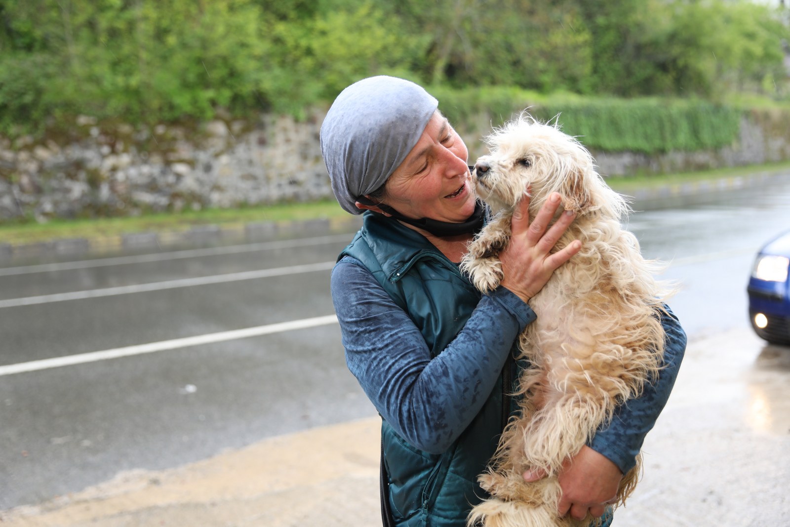 SOKAK HAYVANLARINA MAMA DESTEĞİ