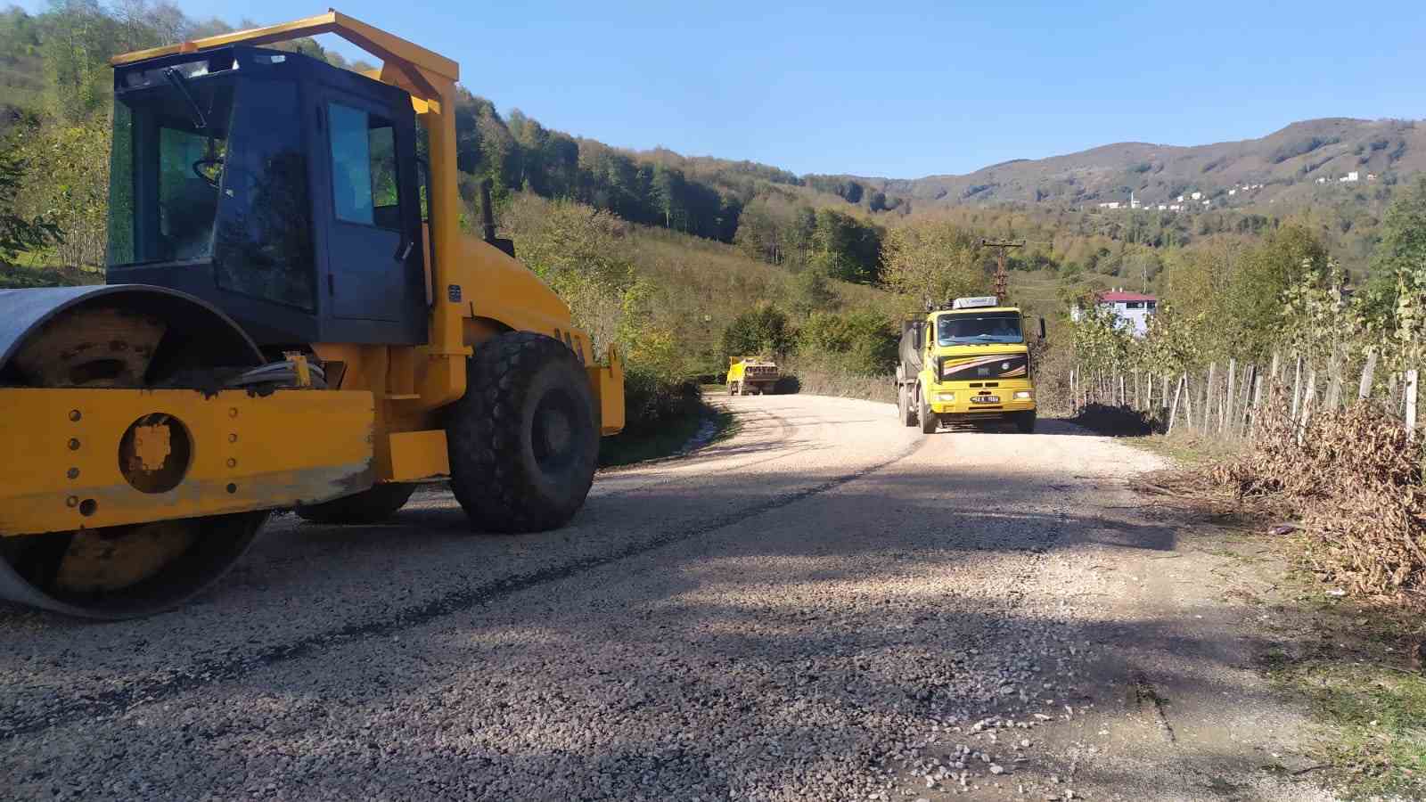 TURİZME GİDEN YOLLARA ASFALT KONFORU