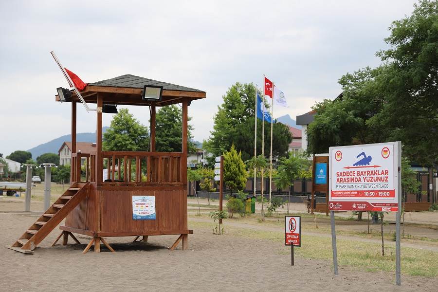 İKİ PLAJ BU YILDA MAVİ BAYRAK ÖDÜLÜNE LAYIK GÖRÜLDÜ