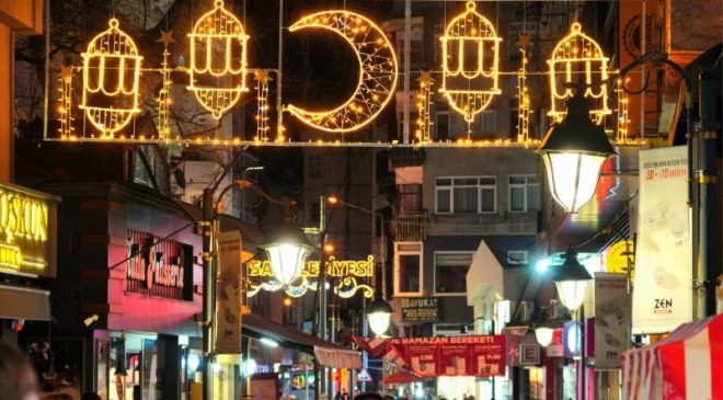 FATSA RAMAZAN IŞIKLARIYLA AYDINLANDI